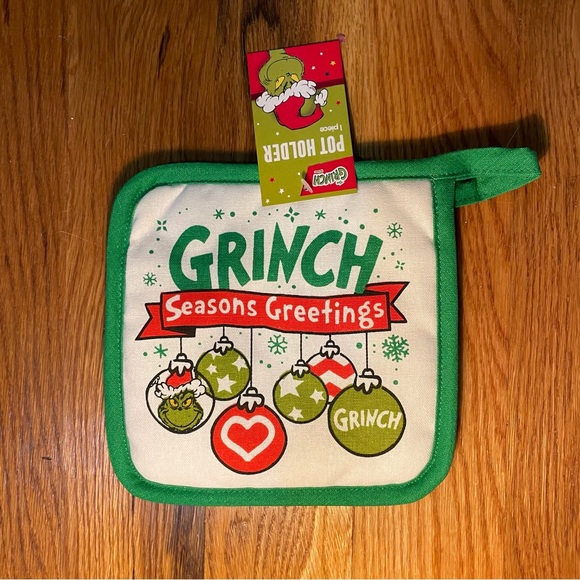 NWT GRINCH CHRISTMAS OVEN MITTS - Picture 8 of 8